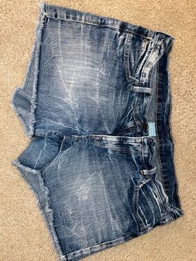 Old Navy Denim Cutoff Shorts in Faded Blue